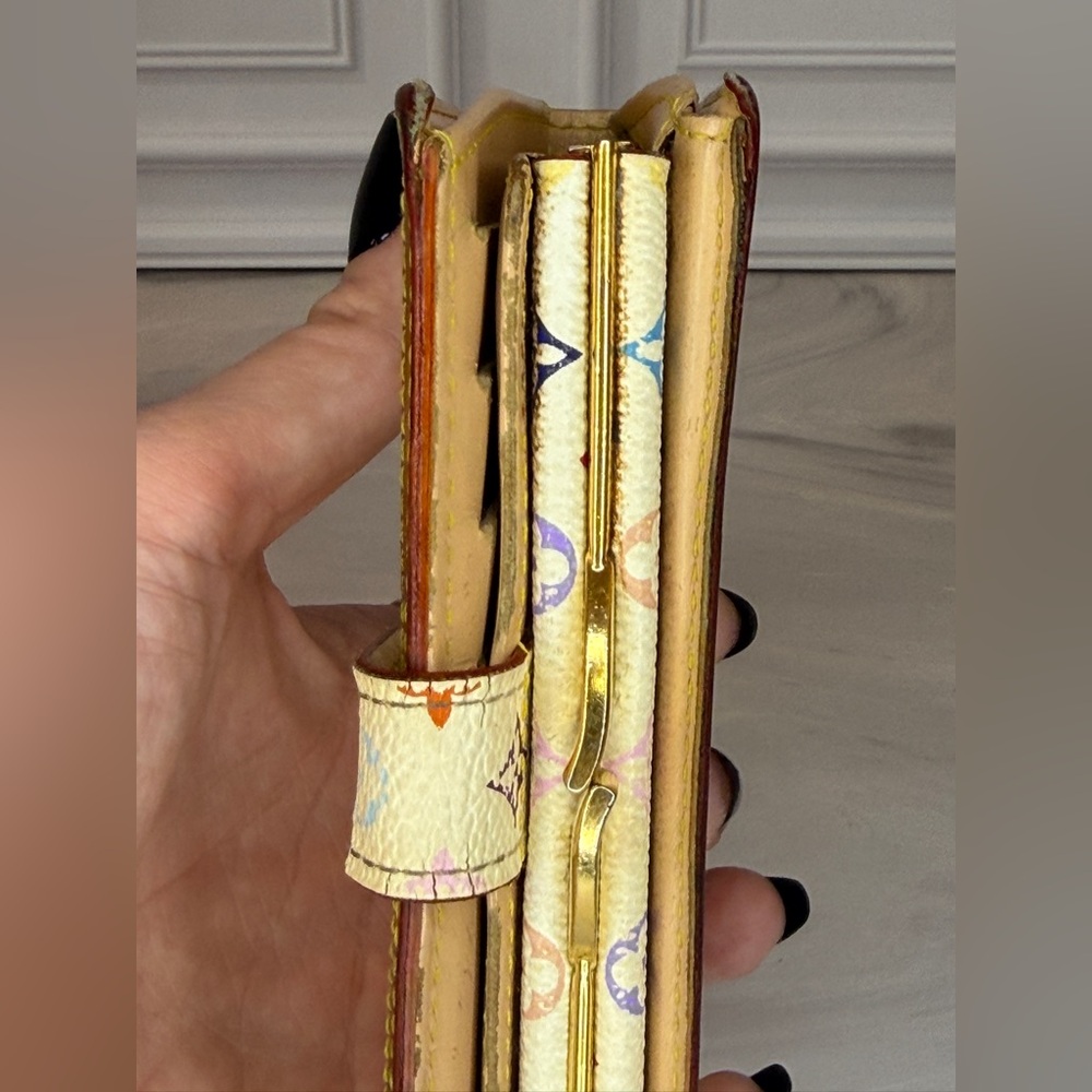 Louis Vuitton x Murakami Multicolor Kisslock Wallet | Vintage | Full Inclusion - Picture 7 of 12